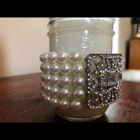 Faux Pearl & Diamond Bracelet - Picture 3 of 3